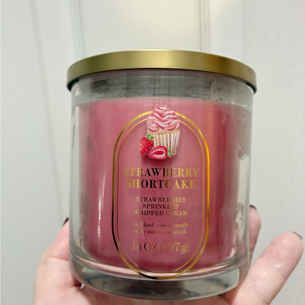 Strawberry Shortcake Scented Candle